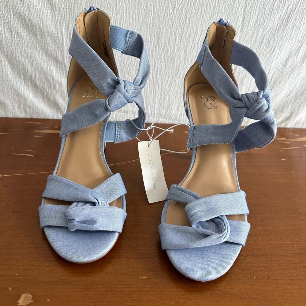 NY & Co - Cornflower Color Fabric Heel
